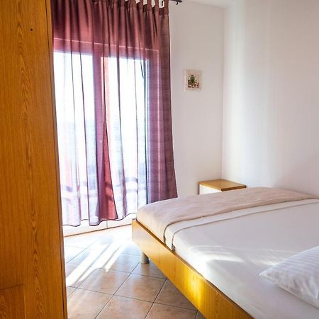 Apartment Franic Podstrana Esterno foto