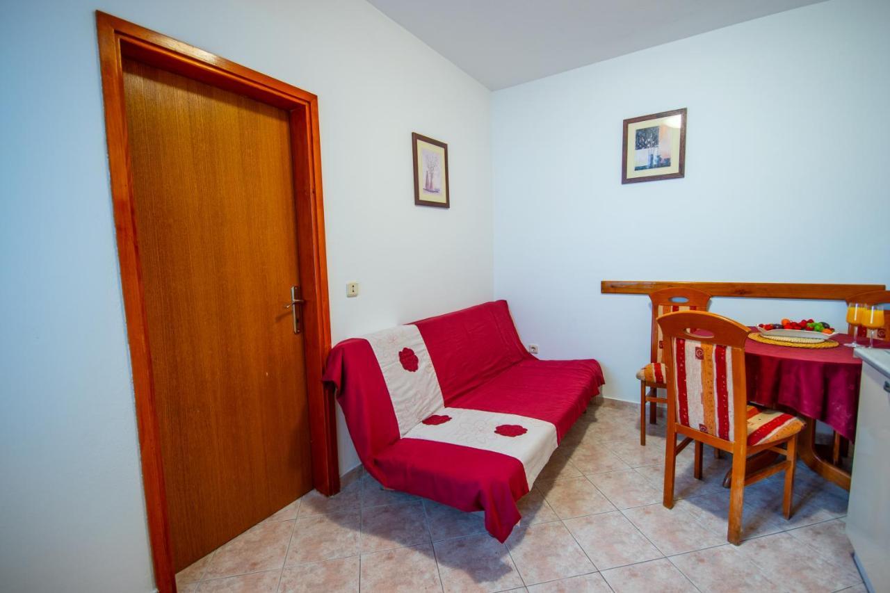 Apartment Franic Podstrana Esterno foto