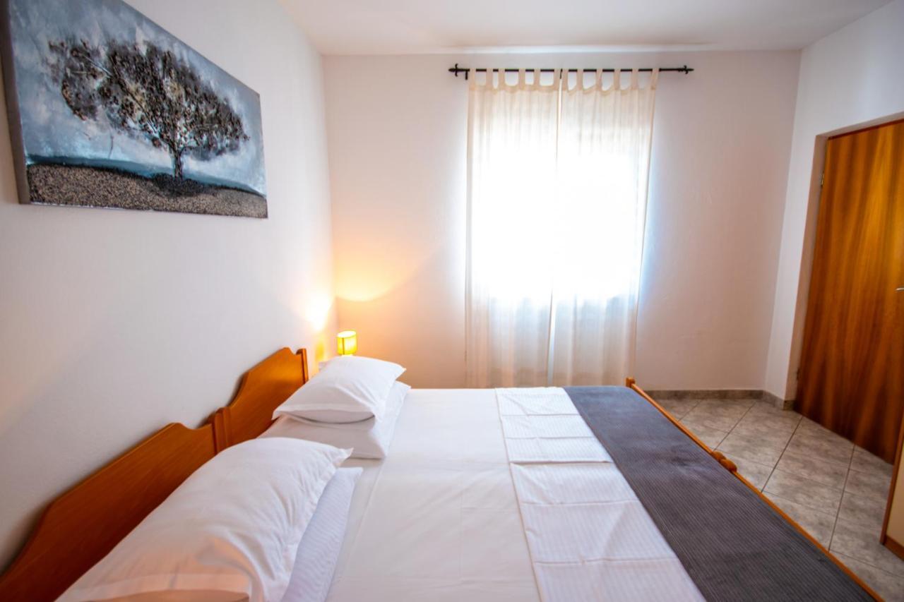 Apartment Franic Podstrana Esterno foto
